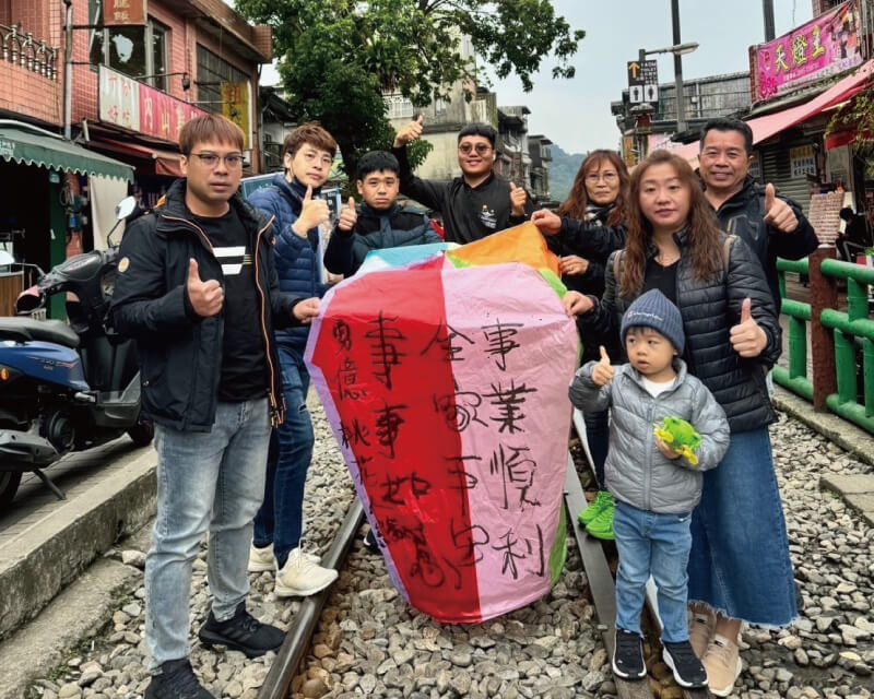 賓馳包車旅遊的客戶回饋圖片